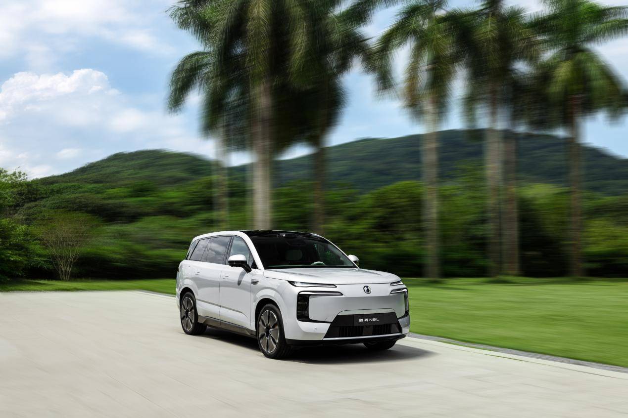 0U4A3237-opq3990499990