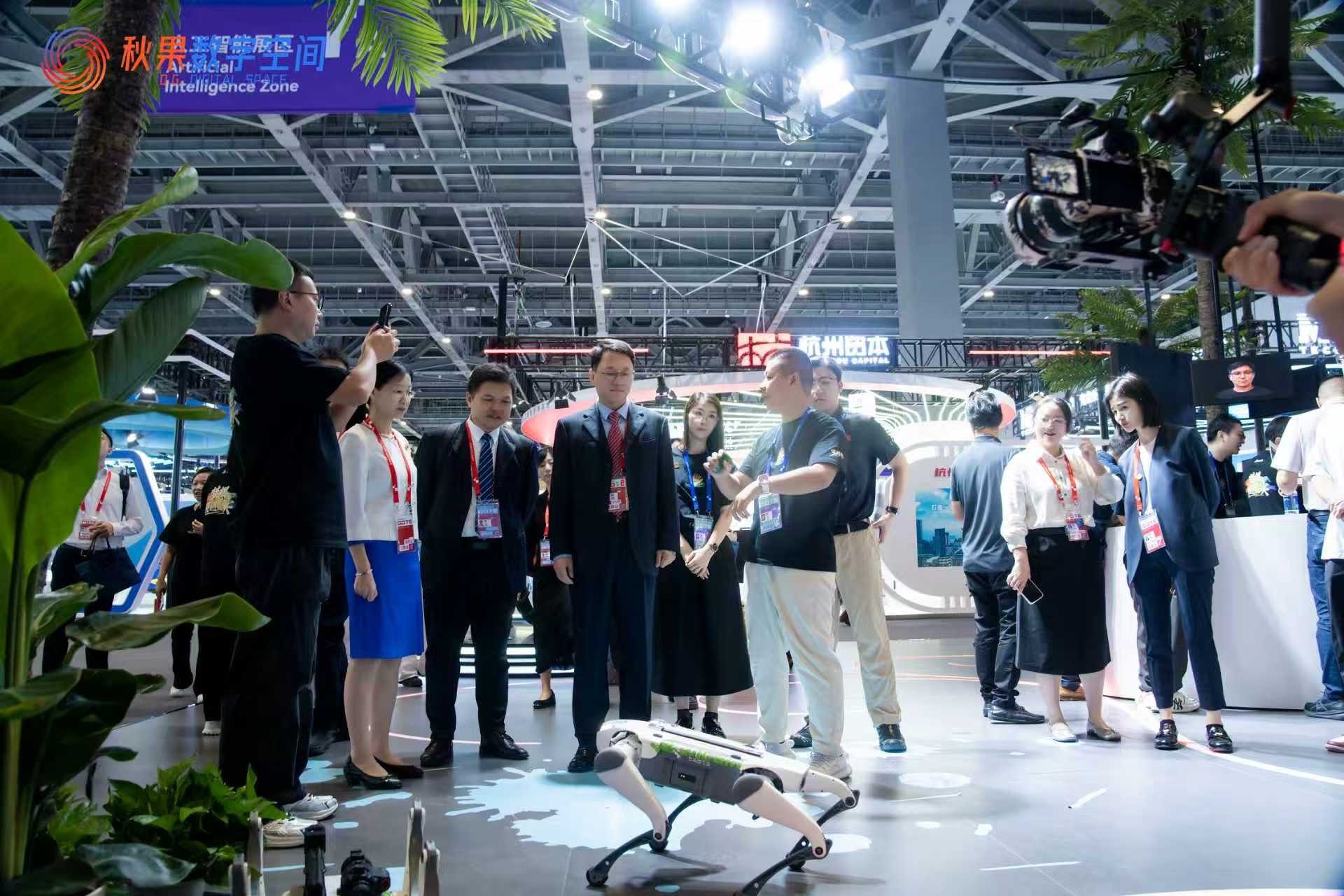 1758856837320585.jpg WechatIMG24.jpg