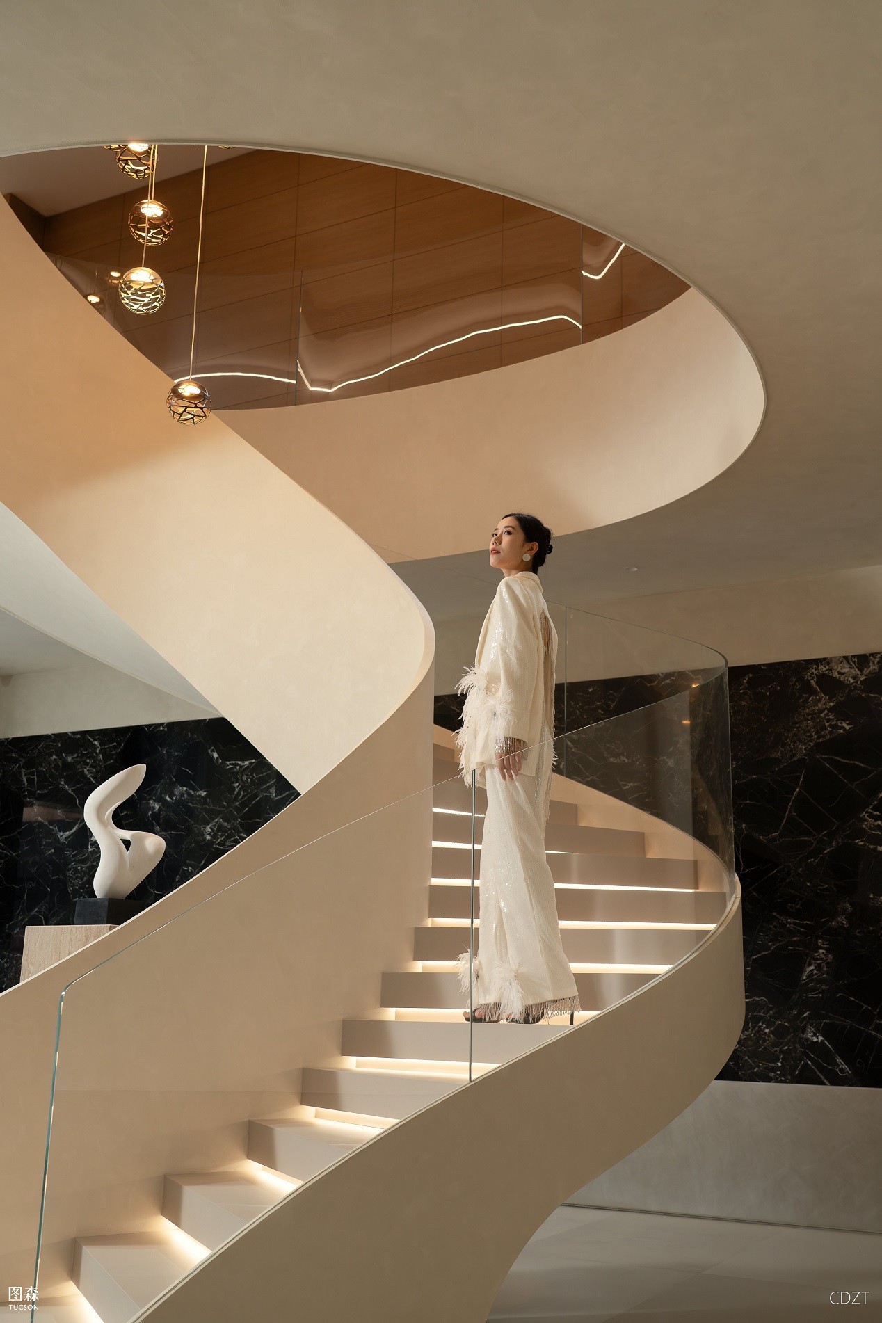 1760595305650878.jpg 1760595305650878.jpg