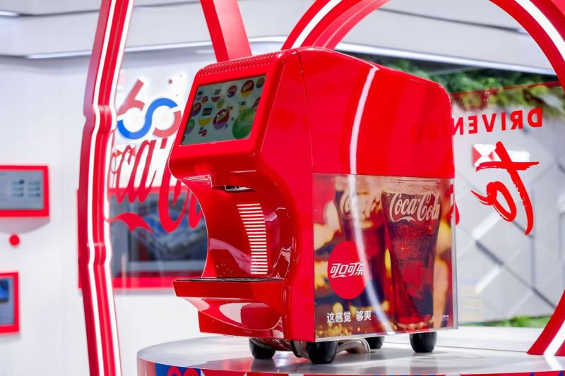 太古可口可樂紛趣自助飲料機為現場觀眾帶來新體驗。